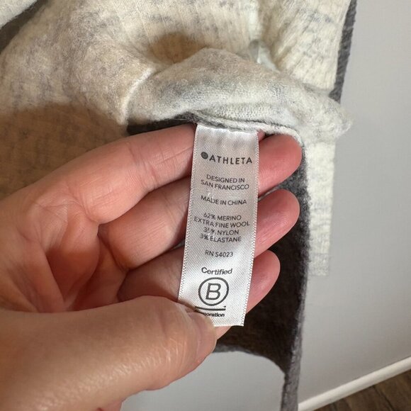 Athleta Transit Colorblock Turtleneck Sweater Merino Wool Blend Pullover - Picture 5 of 6